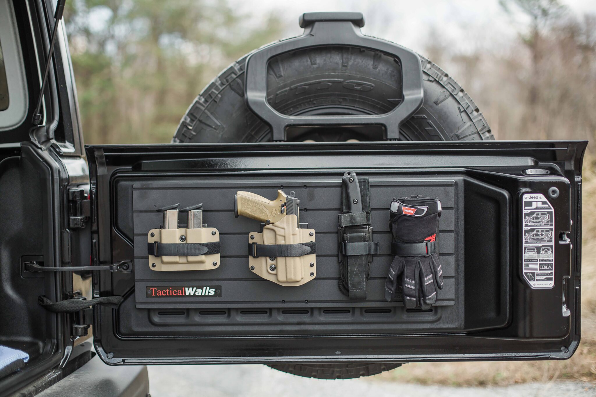 Tactical Walls VMod Modular Vehicle Storage Solutions UN12Magazine